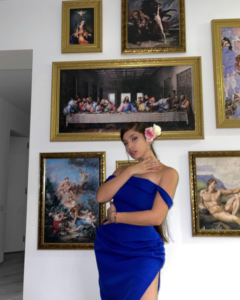 Iubita lui Florinel Coman, forme spectaculoase a la Kim Kardashian. Gigi Becali a dezvăluit că Ioana este însărcinată _24