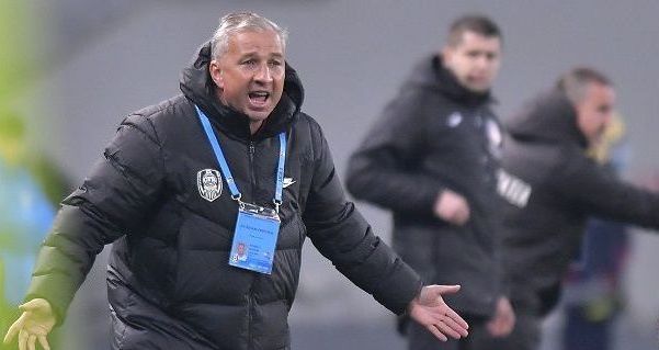 Eșecul cu FCSB nu i-a picat bine! Neluțu Varga, nervos la meciul de la Cluj: „M-au nenorocit ăștia!” Reproșuri pentru Petrescu?_1