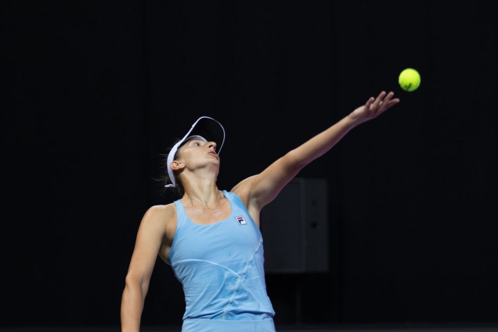 Irina Begu a distrus-o complet pe dubla campioană de Grand Slam, Petra Kvitova, 6-4, 6-0! E în sferturi la St. Petersburg_2