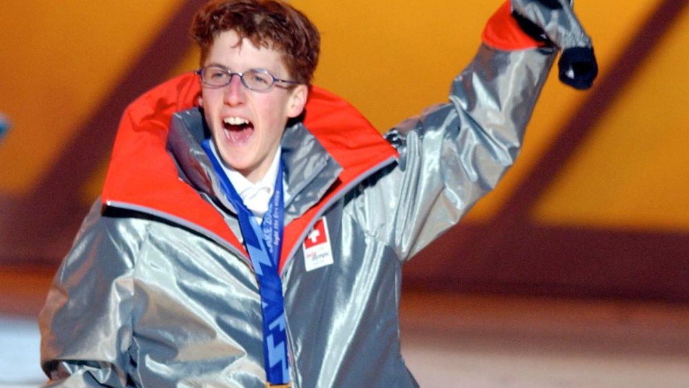 El este „Harry Potter” din ski jumping: elvețianul Simon Ammann are 4 medalii de aur în palmares și participă la a 7-a Olimpiadă _4