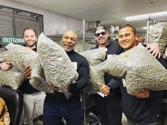 
	Snoop Dogg ar fi invidios! Mike Tyson, fotografie virală cu un sac imens de marijuana! Câștig de peste 500 de mii de euro pe lună
