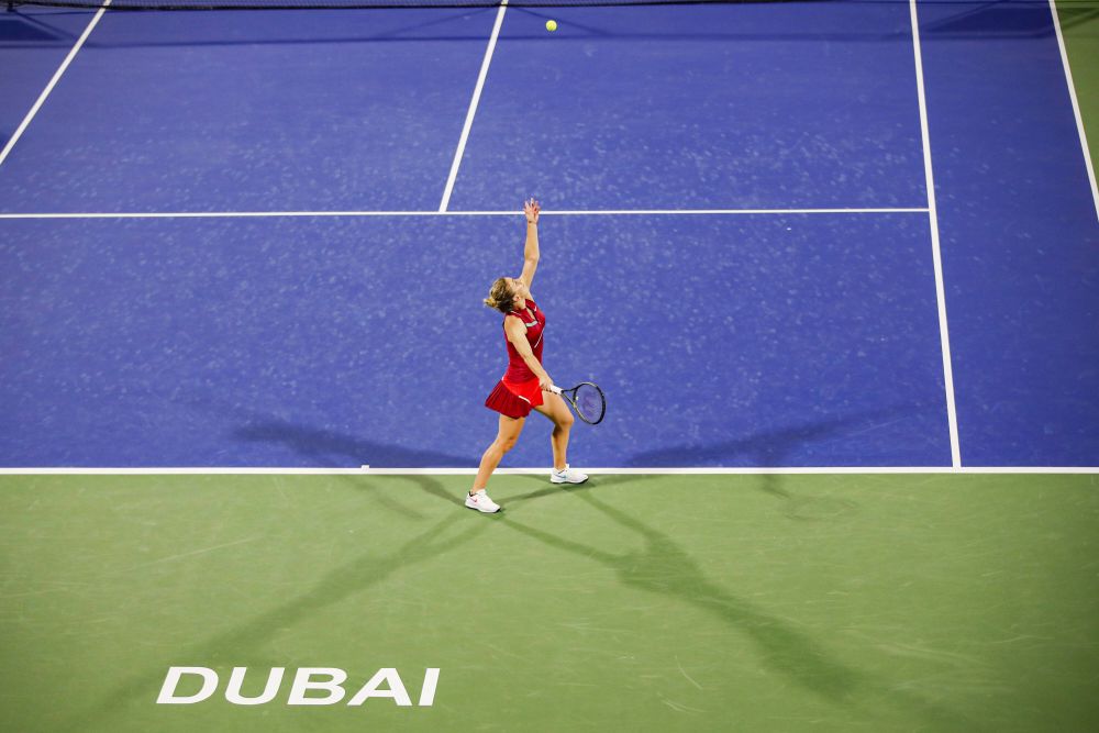 Calificată în semifinale, dubla campioană a turneului de la Dubai, Simona Halep nu se gândește la trofeu: „E prea departe.”_10