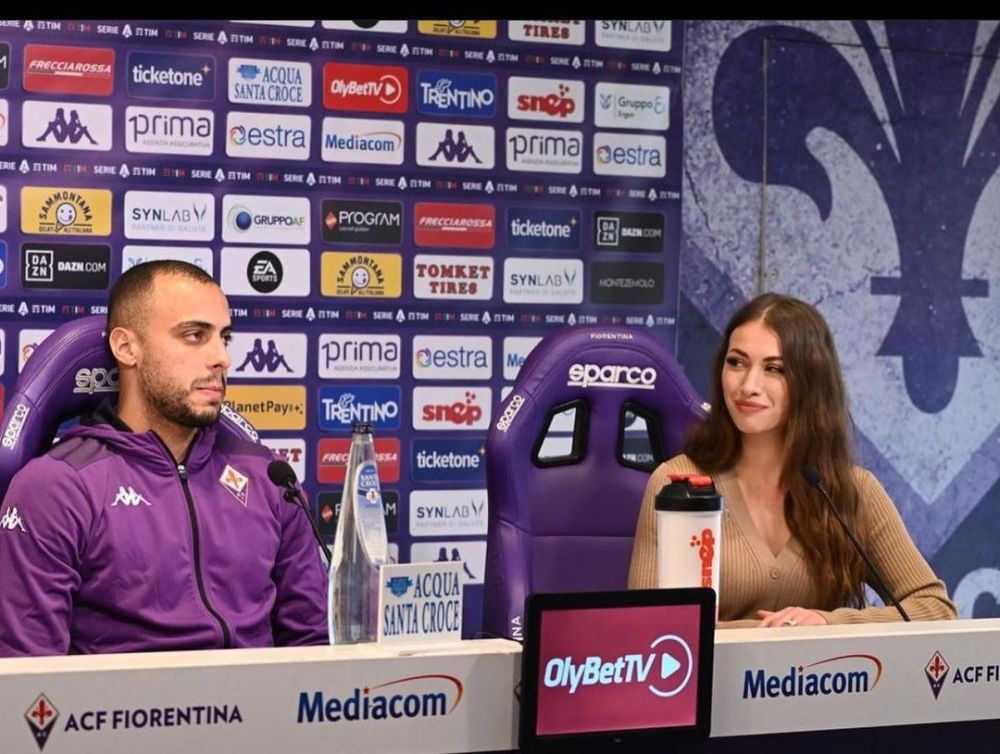 Reacție dură a ofițerului de presă de la Fiorentina după imaginile virale cu Arthur Cabral! Răspuns pentru fanii care au spus că jucătorul îi făcea avansuri _30