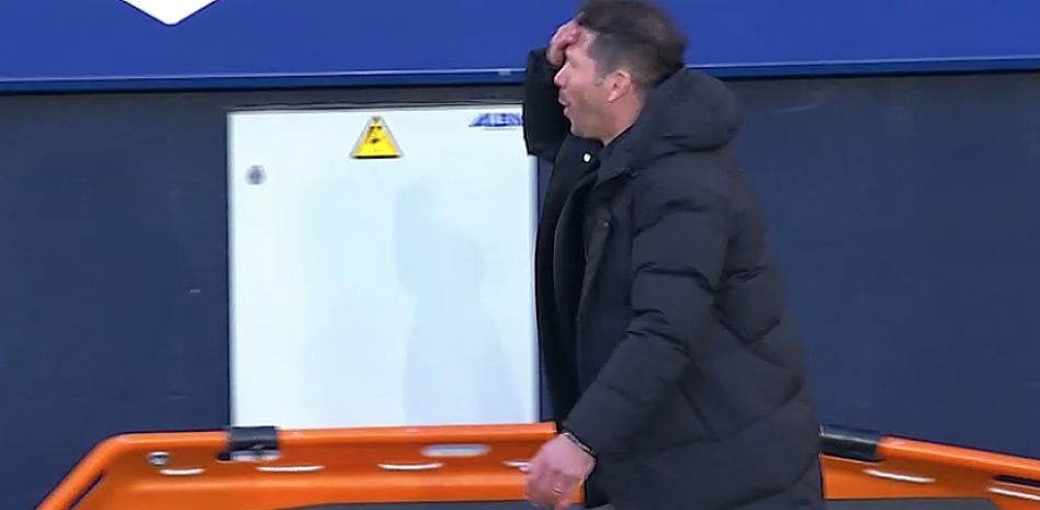 Reacția genială a lui Diego Simeone după golul lui Luis Suarez. Starul lui Atletico a marcat superb, de la 35 m_1