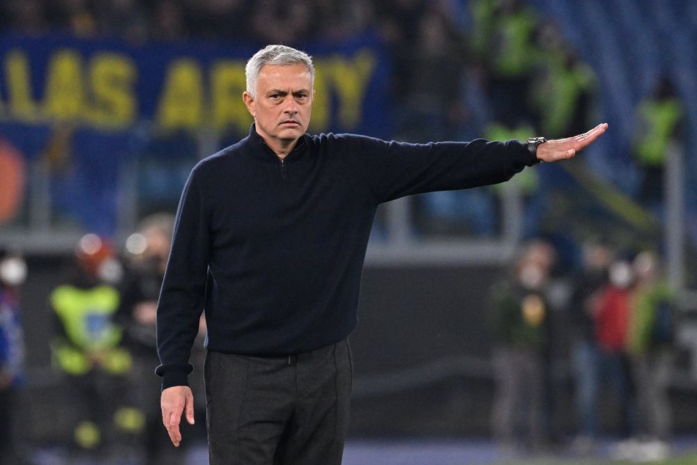 Jose Mourinho, eliminat din nou după un gest controversat! Cum l-a provocat antrenorul pe arbitrul partidei _8