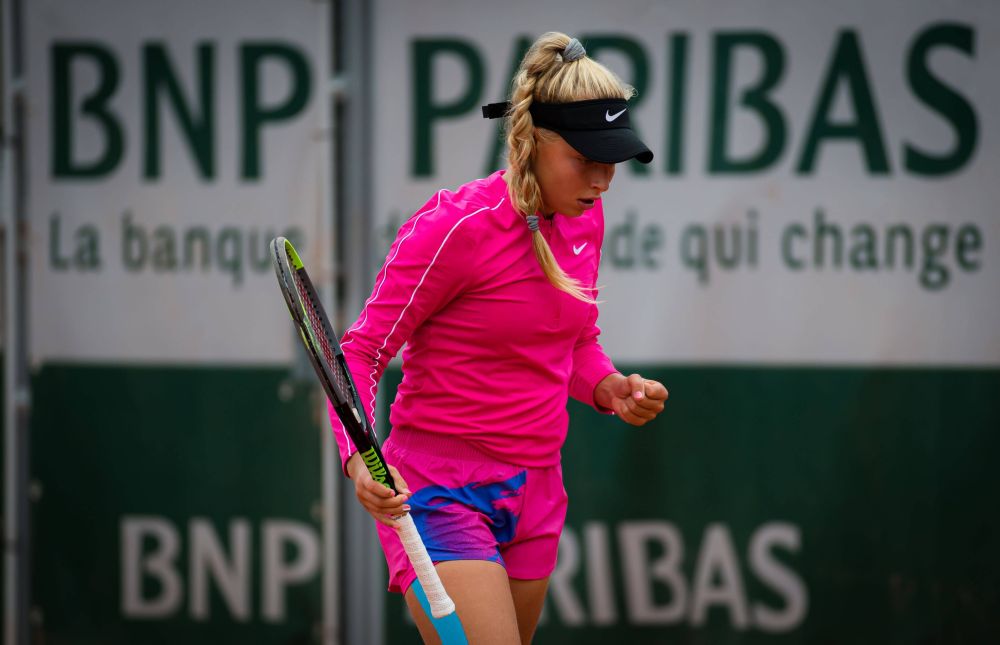 Minunile circuitului WTA: o puștoaică de 14 ani a învins-o pe Sara Errani, fosta finalistă de la Roland Garros în calificări, la Guadalajara_5