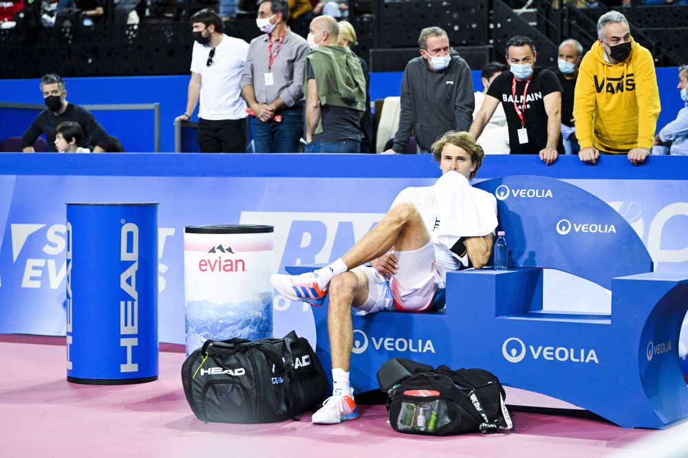 Descalificat! Arbitrul s-a ferit de loviturile lui Alexander Zverev: numărul 3 ATP, scene de violență incredibile în turneul de la Acapulco_16