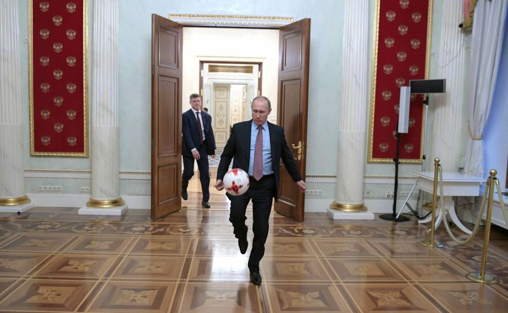 Rusia reacționează, după ce UEFA a mutat finala Champions League de la Sankt Petersburg la Paris_2