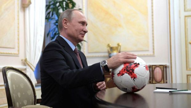 
	Rusia reacționează, după ce UEFA a mutat finala Champions League de la Sankt Petersburg la Paris
