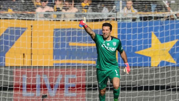 
	Nemuritorul! Buffon și-a prelungit contractul până în 2024 și va apăra la Parma până la 46 de ani
