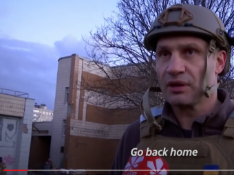 Vitali Klitschko, în uniformă militară în mijlocul bombardamentelor: &rdquo;Plecați acasă, nu aveți nimic de găsit aici!&rdquo;