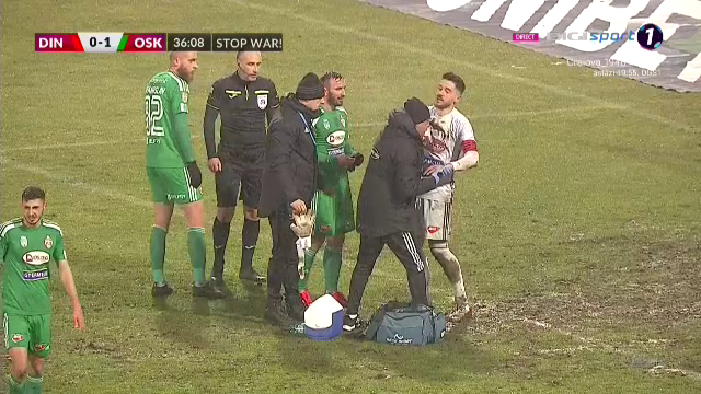 Accidentare horror în Ștefan cel Mare! Niczuly și-a rupt degetul în timpul meciului cu Dinamo și a fost preluat de medici de urgență _15