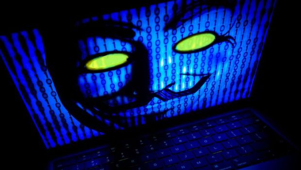 
	&quot;Anonymous&quot; a bifat cea mai dură lovitură de la începutul războiului cibernetic! A dat jos site-ul Serviciului Federal de Securitate din Rusia
