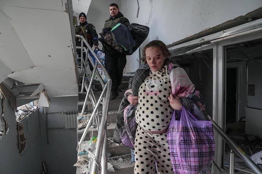 Război în Ucraina! Armata lui Putin ucide civilii din orașe, o maternitate bombardată, gestul făcut de Maria Sharapova_12