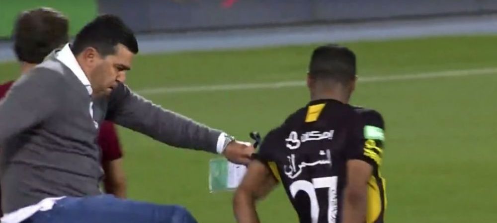 Cosmin Contra Al Ittihad Al Shabab Arabia Saudita Mario Balotelli