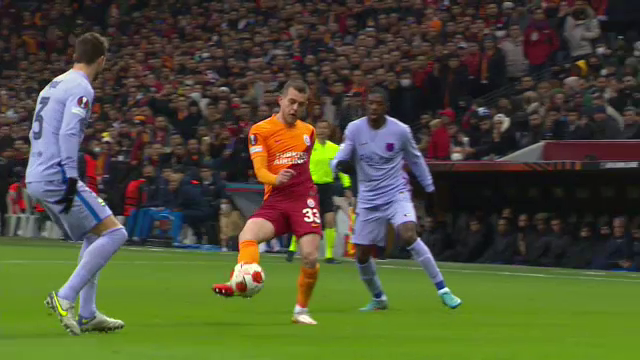 Galatasaray - Barcelona 1-2. Visul de nouă minute! Turcii au condus cu assist-ul lui Cicâldău, dar nu au rezistat în fața catalanilor_11