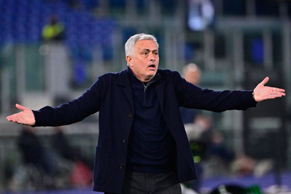 Mourhino începe războiul declarațiilor înainte de ”Derby della Capitale”: ”Cei de la Lazio stau acasă și fumează o țigară cu Sarri”_6