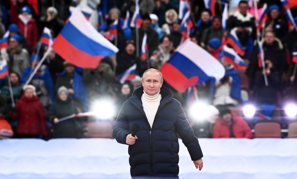 Putin, apariție de mii de dolari la un concert dedicat anexării Crimeei! Rușii au anunțat cât a costat ținuta președintelui + Discursul, întrerupt de televiziunea rusă _11