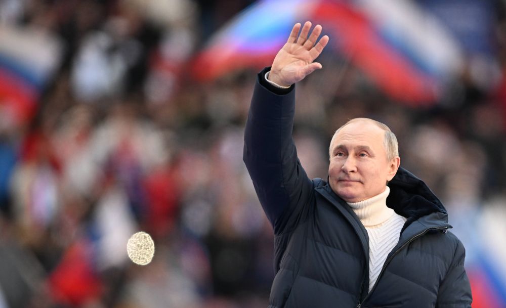Putin, apariție de mii de dolari la un concert dedicat anexării Crimeei! Rușii au anunțat cât a costat ținuta președintelui + Discursul, întrerupt de televiziunea rusă _16