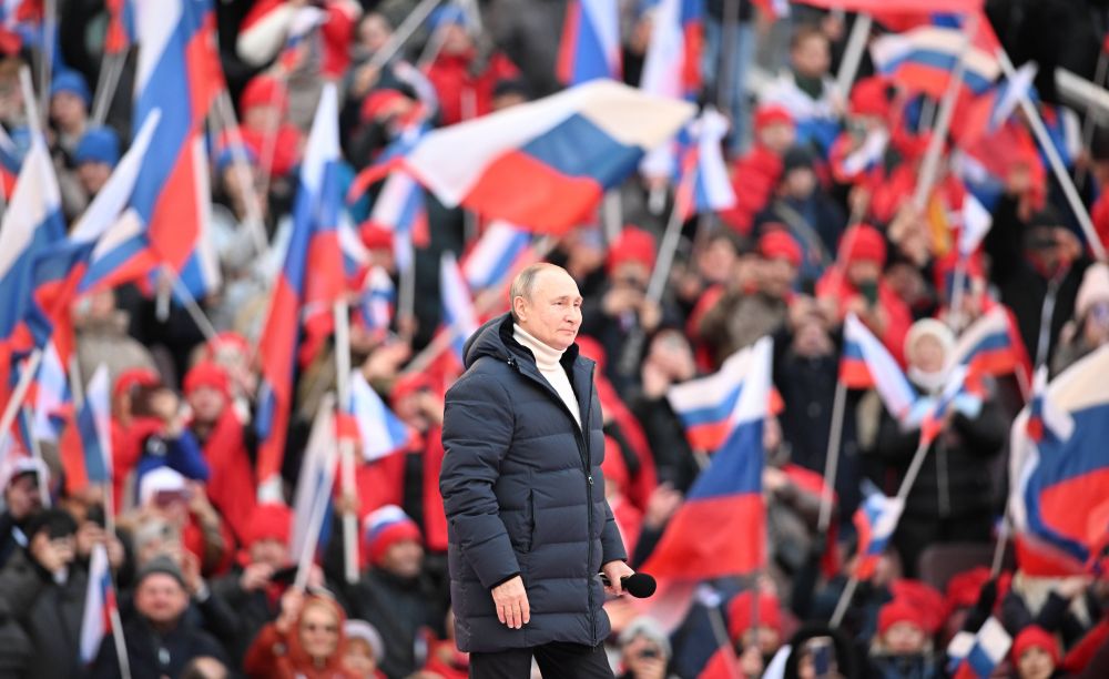 Putin, apariție de mii de dolari la un concert dedicat anexării Crimeei! Rușii au anunțat cât a costat ținuta președintelui + Discursul, întrerupt de televiziunea rusă _17