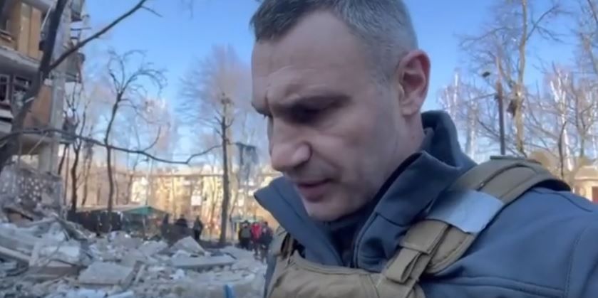 Klitschko a postat imagini de pe front! Primarul din Kiev a arătat cum se pregătesc ucrainenii să își apere țara_7