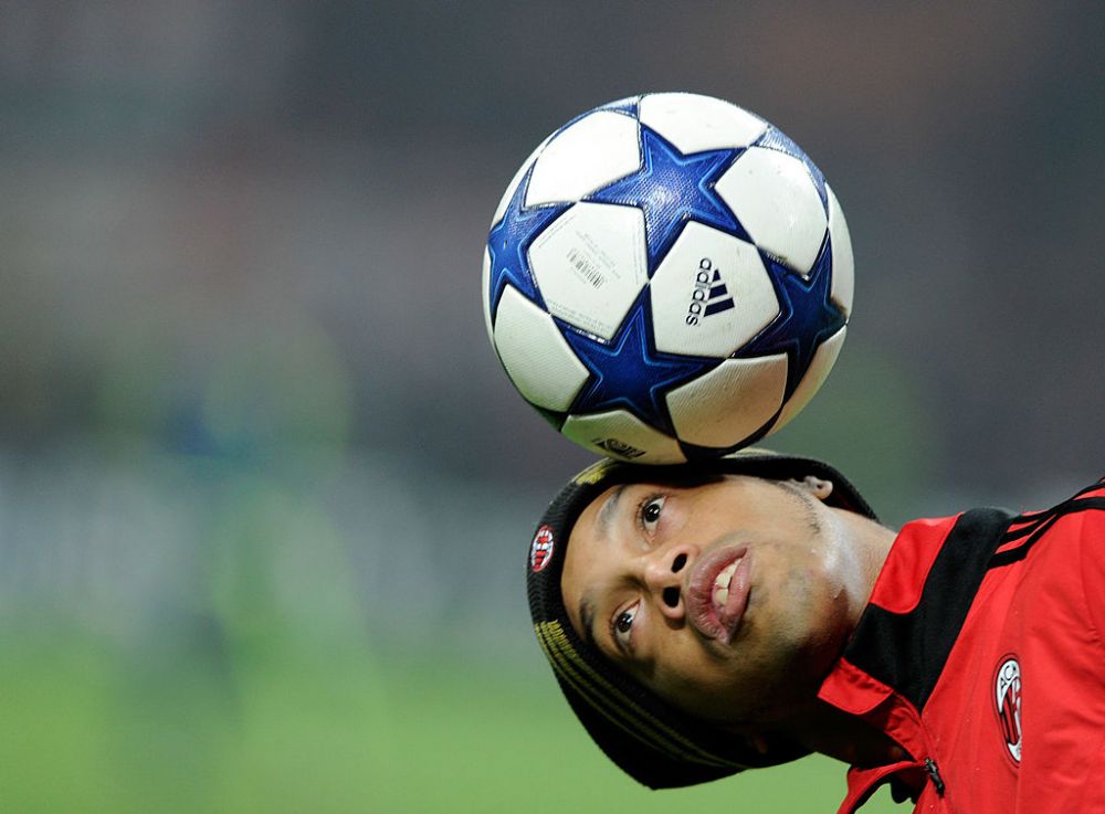 Idolul unei generații! Ronaldinho împlinește 42 de ani. Poveste memorabilă cu ”dințosul”_5