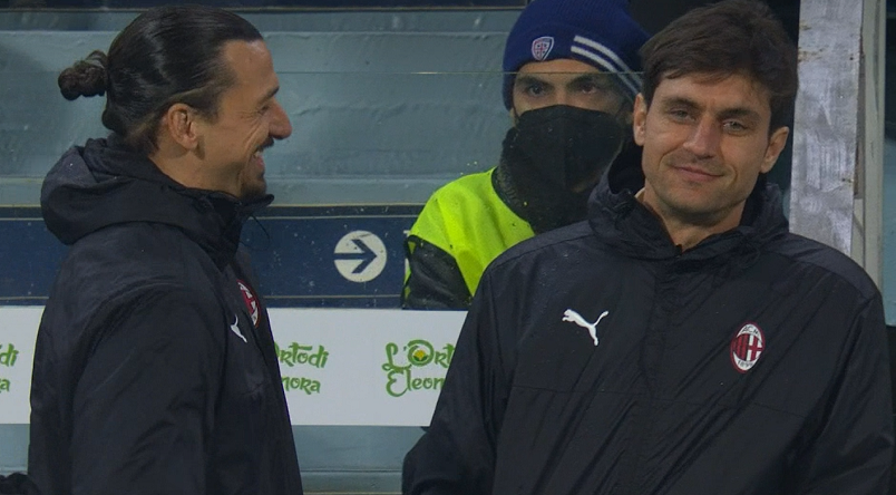 Marele Ibrahimovic l-a amuzat pe Tătărușanu! Cum au fost surprinși cei doi în timpul meciului AC Milan - Cagliari_1