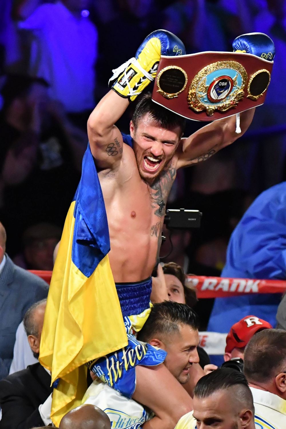 A renunțat la cel mai tare meci al carierei pentru a rămâne pe front în Ucraina! Boxerul care a refuzat să își părăsească țara _4