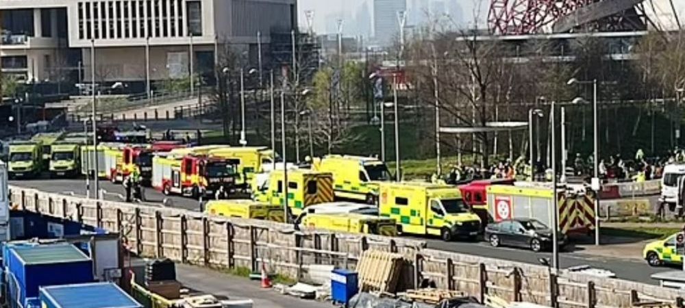Aquatics Centre incident intoxicatie gaze Londra Queen Elizabeth Olympic Park