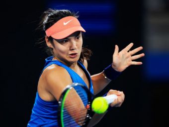 
	Emma Răducanu (13 WTA, 19 ani) și-a dezvăluit obiectivul pentru sezonul 2022: până la câți ani vrea să joace tenis profesionist
