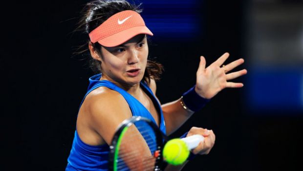 
	Emma Răducanu (13 WTA, 19 ani) și-a dezvăluit obiectivul pentru sezonul 2022: până la câți ani vrea să joace tenis profesionist
