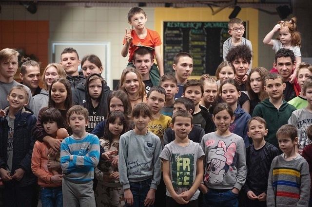 Hibernian Harry Potter orfani ucraina orfelinat dnipro Razboi ucraina