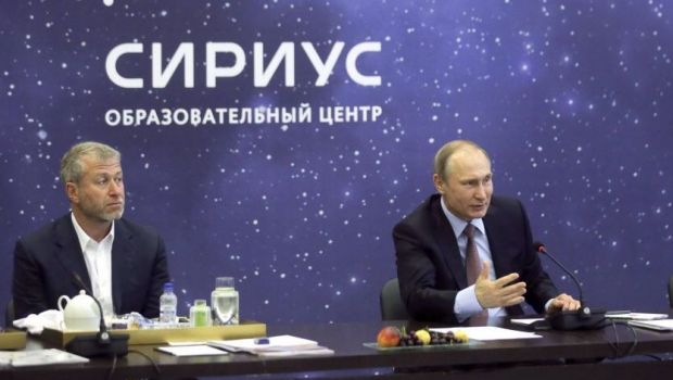 
	Miliardarul Abramovici, autorizat de Putin să poarte negocieri cu Ucraina în numele Rusiei

