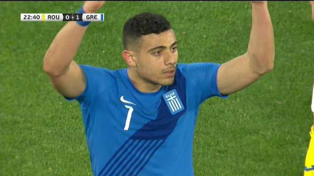 Momentul bizar din minutul 22 al meciului România - Grecia. Poyet a rămas mască_1
