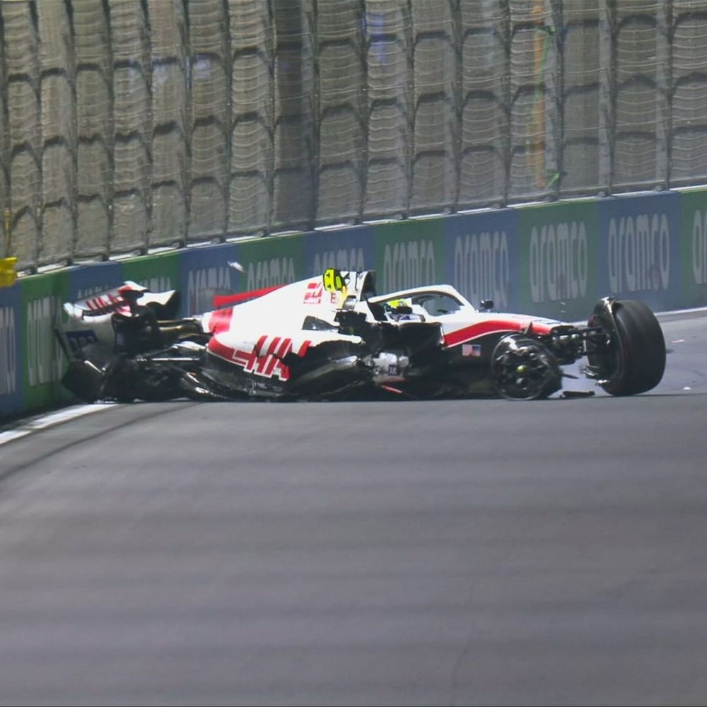 Accident horror pentru Mick Schumacher în calificările Marelui Premiu al Arabiei Saudite! Mașina i-a fost distrusă! Care e starea pilotului _3
