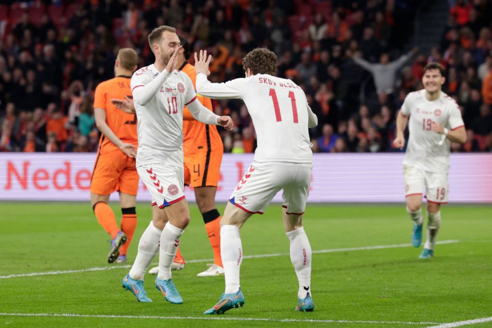 Absolut fenomenal! Christian Eriksen a revenit pe teren la națională după infarctul suferit la Euro 2020 și a marcat în doar două minute_3