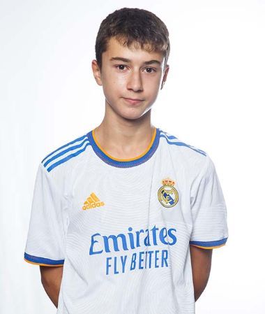 Avem un român la Real Madrid! Puștiul de 13 ani a dat gol în derby-ul cu Barcelona: „Aici este casa mea! Sunt foarte fericit!” _2