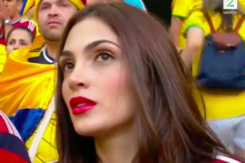 I s-a schimbat viața total! Superba brunetă surprinsă de camerele de luat vedere la Cupa Mondială din 2014 a ajuns vedetă! Faca ravagii pe Instagram_17