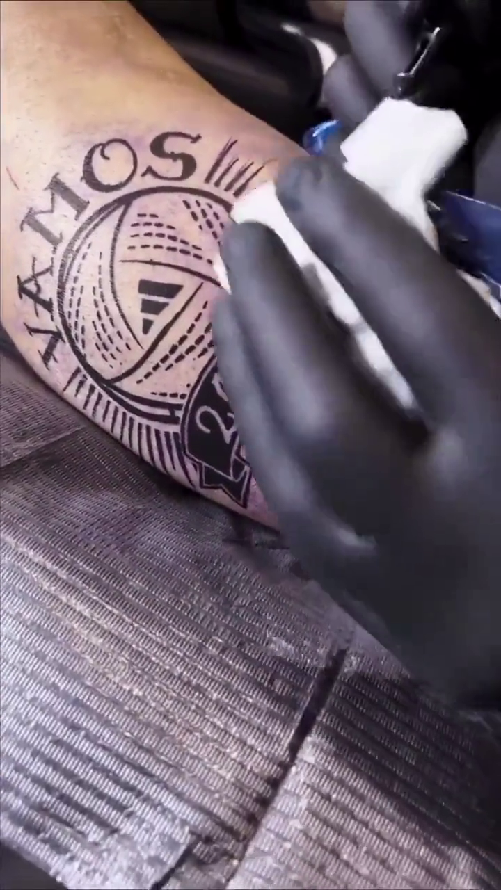 Leo Messi a surprins pe toată lumea cu noul său tatuaj: "E pe bune sau e fake?"_3