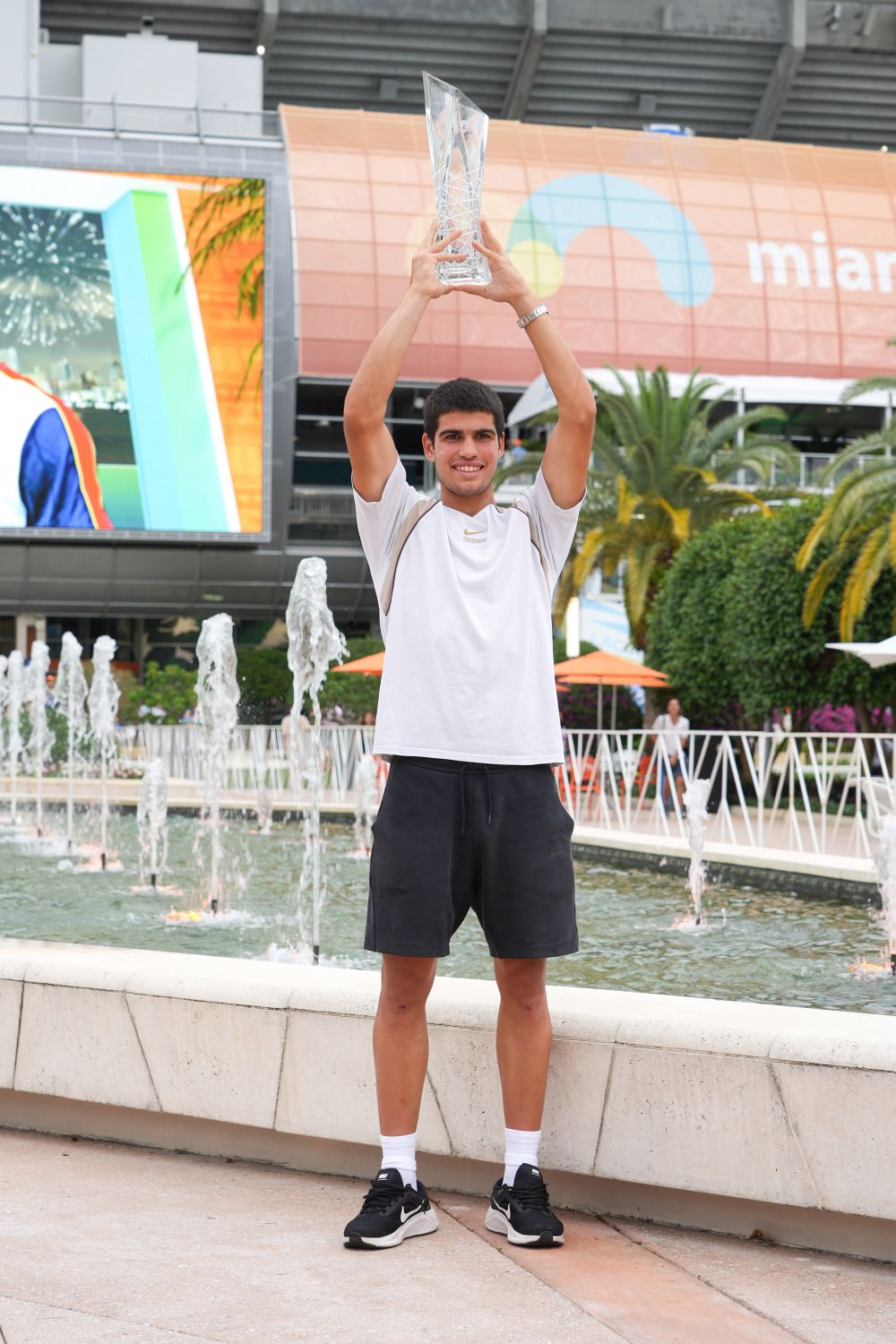 Carlos Alcaraz, direct în istoria tenisului! E cel mai tânăr câștigător al turneului ATP Masters 1.000 de la Miami _2