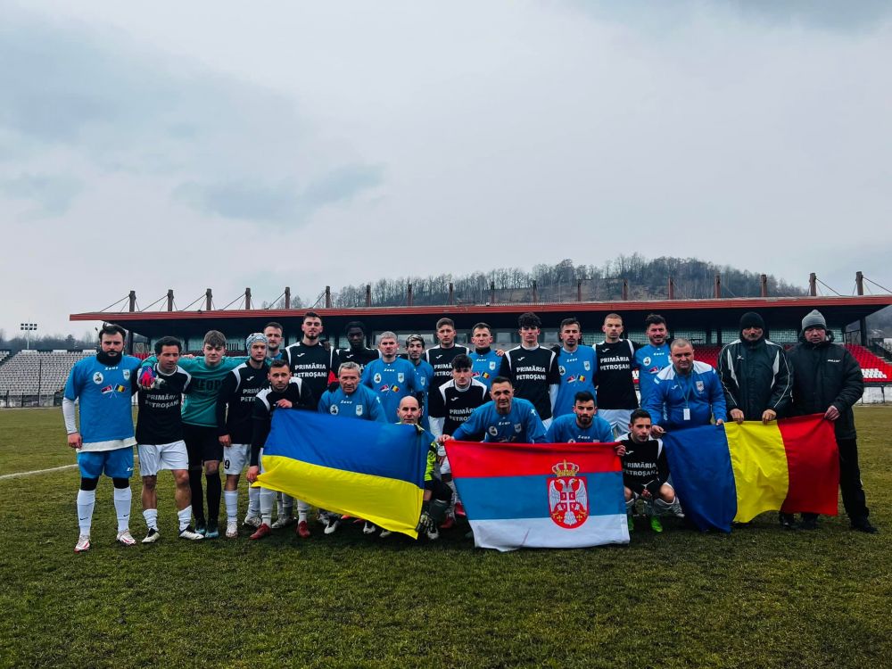 ”Tricolorul” cu un meci și un gol la naționala României încă joacă și marchează la aproape 58 de ani!_6