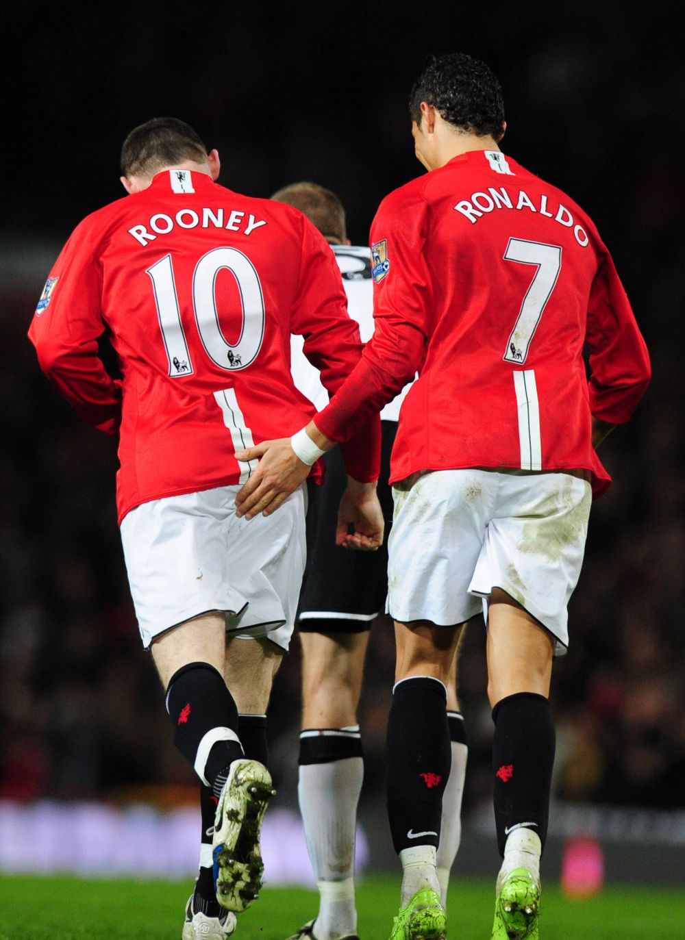 „Au nevoie de mai mult!” Rooney, răspuns tranșant când a fost întrebat dacă transferul lui Ronaldo la United a fost bun: „Nu!” _6