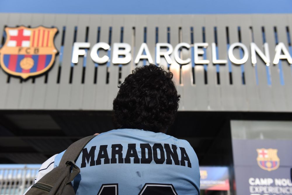Cine e fostul fotbalist care are tricoul lui Maradona din celebrul meci cu Anglia, în care El Pibe D'Oro a înscris cu mâna_3