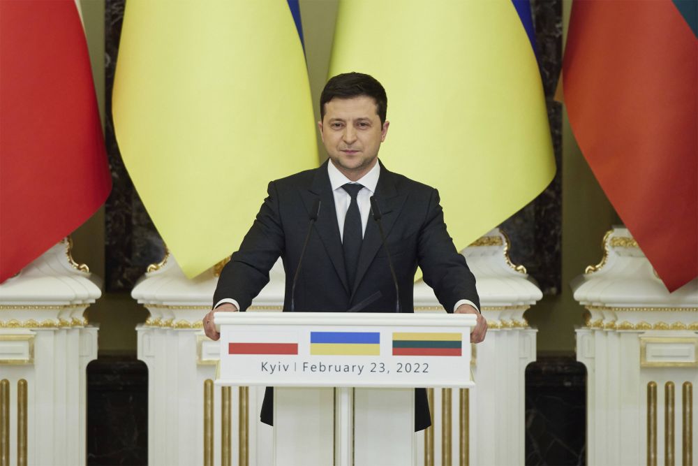 Războiul, pe chipul lui Zelenski! Transformarea șocantă a președintelui Ucrainei în doar 41 de zile! Diferențele sunt de necrezut _4