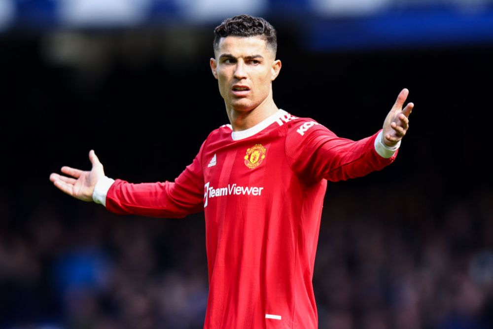 Poliția a deschis o anchetă după gestul lui Cristiano Ronaldo, care i-a spart telefonul și i-a învinețit mâna unui copil_2