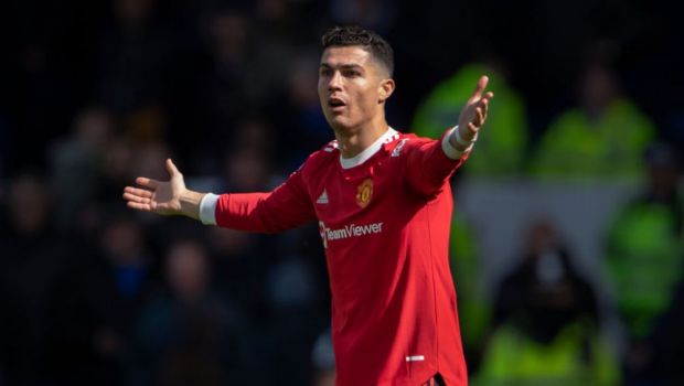 
	Poliția a deschis o anchetă după gestul lui Cristiano Ronaldo, care i-a spart telefonul și i-a învinețit mâna unui copil

