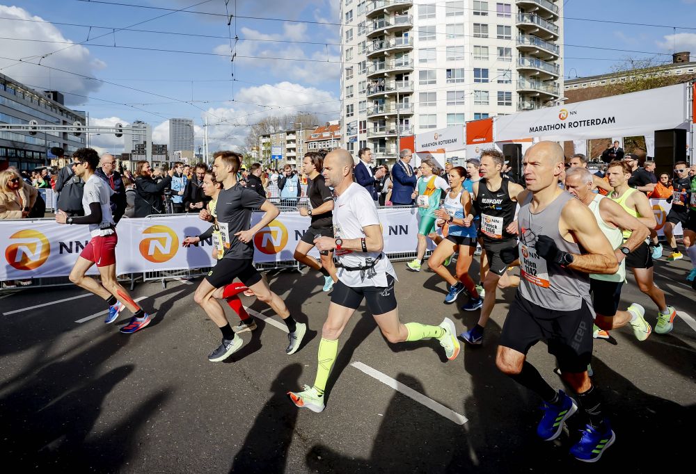 În formă și la 38 de ani! Robben a alergat 42 de kilometri la un maraton în Rotterdam! Ce timp a scos_4