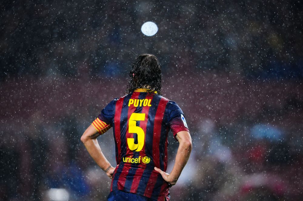 Trei dintre cele mai bune momente ale lui Carles Puyol la FC Barcelona. Legendarul fundaș împlinește 44 de ani_1
