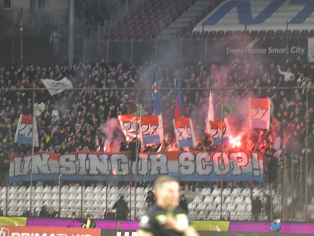 "Un singur scop!". Mesajul afișat de fanii lui FCSB la derby-ul cu CFR Cluj_1