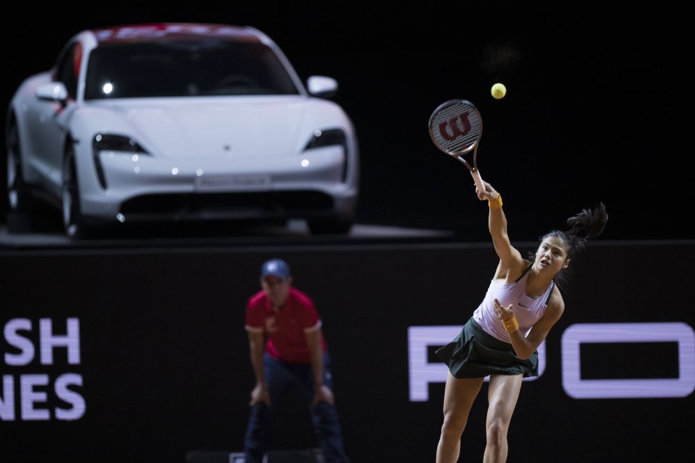 Emma Răducanu se distanțează de Simona Halep în clasamentul WTA: a obținut prima victorie a carierei pe zgură, în WTA_23